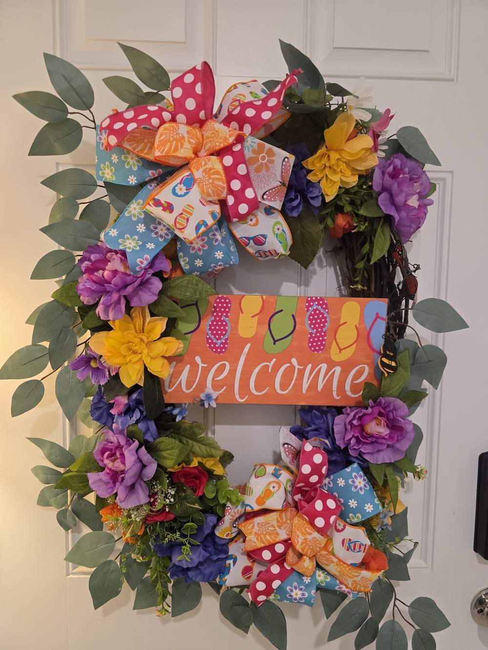 Bright Floral Welcome Wreath with Flip-Flop Sign